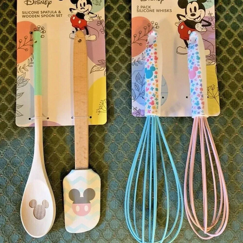 NEW Disney Mickey Mouse 4pc Bake Set